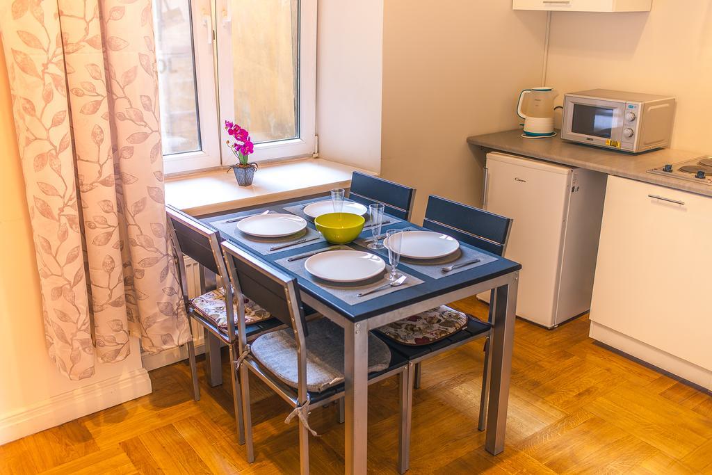 Mosaic Center Apartments Рига Экстерьер фото