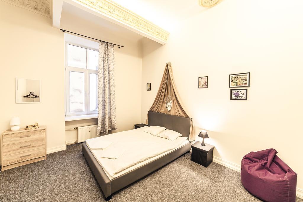Mosaic Center Apartments Рига Экстерьер фото
