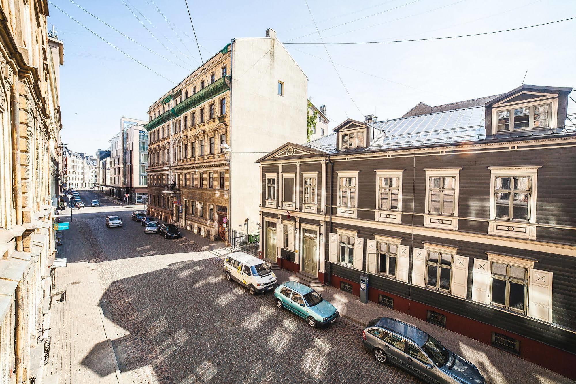 Mosaic Center Apartments Рига Экстерьер фото